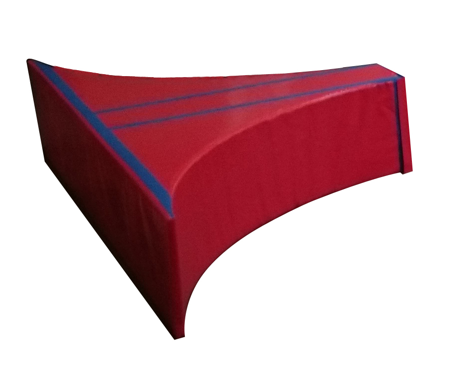 Virage Séparateur de patinoire en mousse 20kg/m3, housse soudée en PVC non feu M2 680g/m² Liaison par bandes agrippantes - 150 x 300 x hauteur 25 cm (bavettes de liaisons fournies)